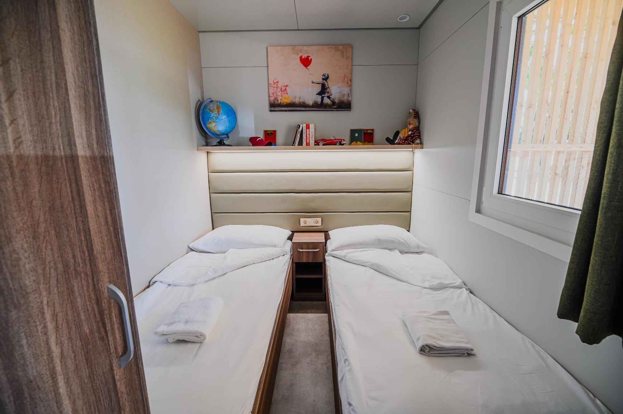 Premium Mobile Homes With Thermal Riviera Tickets 카테즈 옵 사비 객실 사진