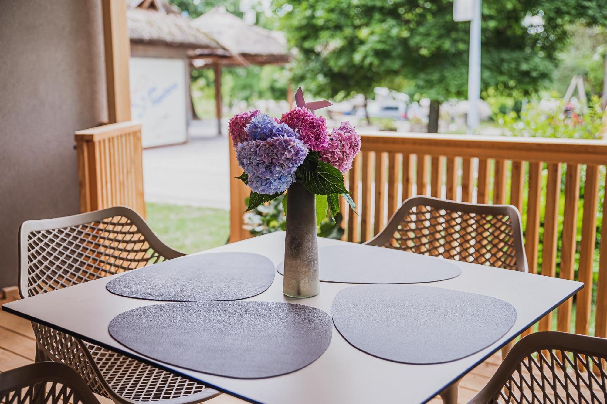 Premium Mobile Homes With Thermal Riviera Tickets 카테즈 옵 사비 외부 사진