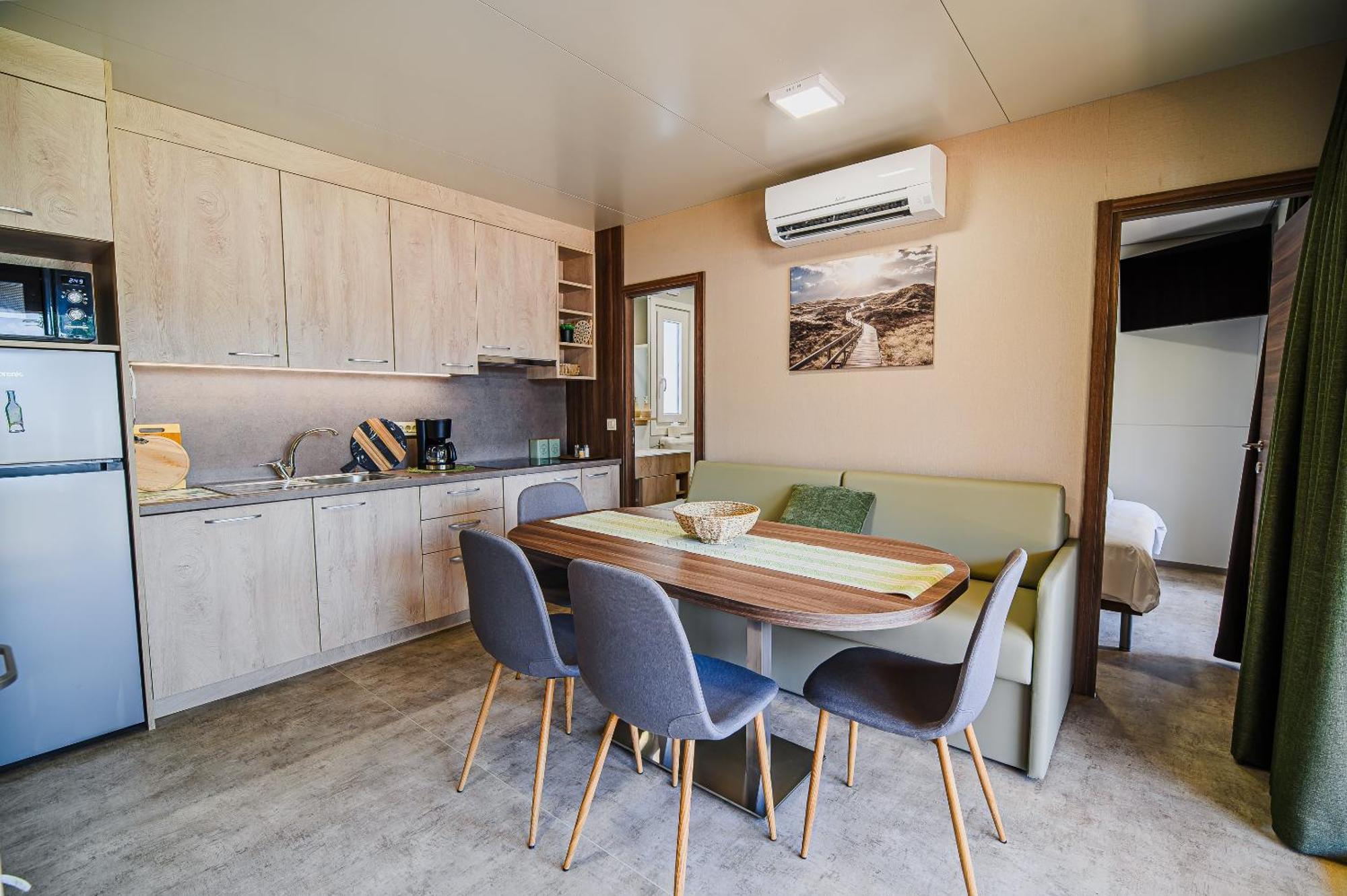 Premium Mobile Homes With Thermal Riviera Tickets 카테즈 옵 사비 객실 사진